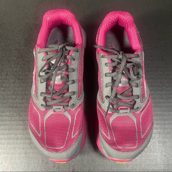 Altra Womens’ 5.5M Olympus Zero Drop Foot shape Trail Runs BNWOB PRICE FIRM! - Picture 3 of 10